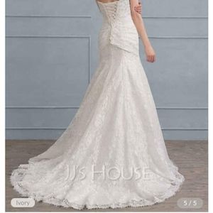 JJ's House size 10 Ivory Wedding Dress